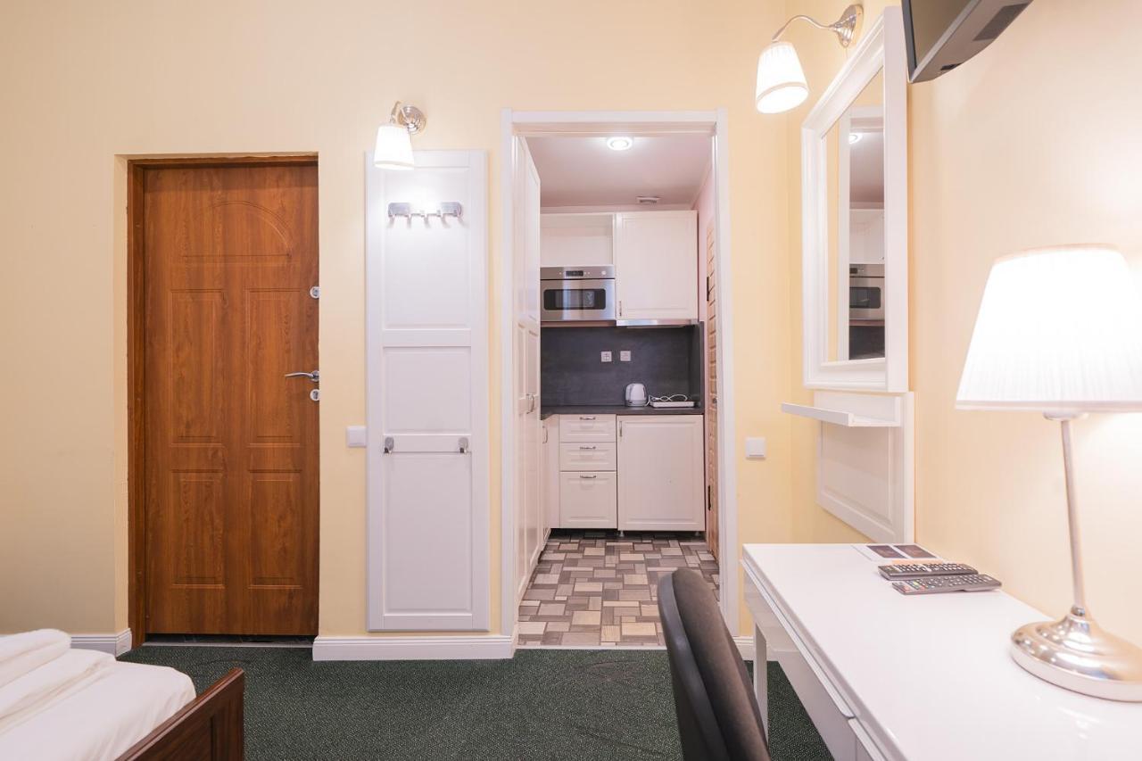 Station Self Check-In Apartments Вилнюс Екстериор снимка