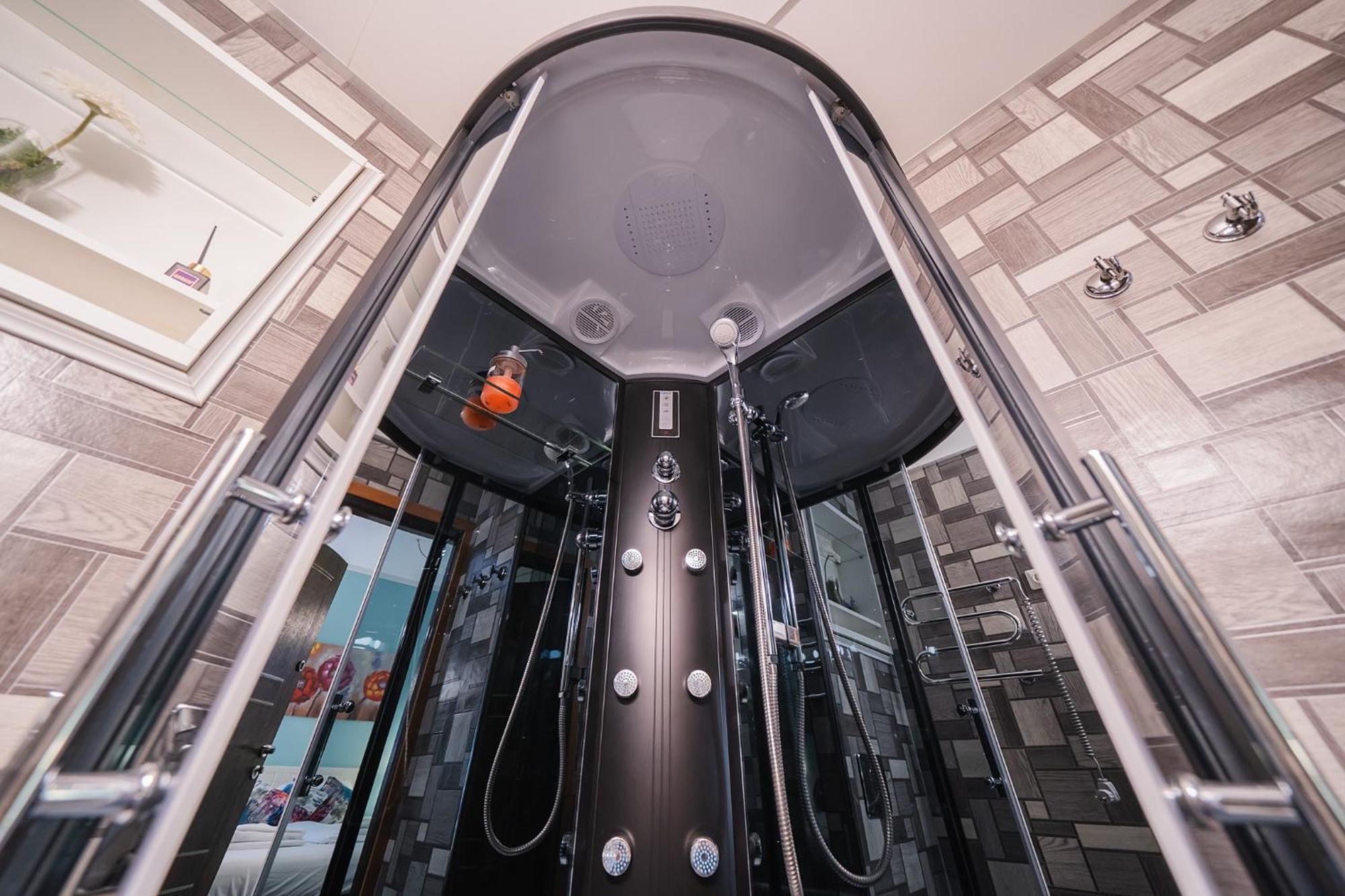 Station Self Check-In Apartments Вилнюс Екстериор снимка